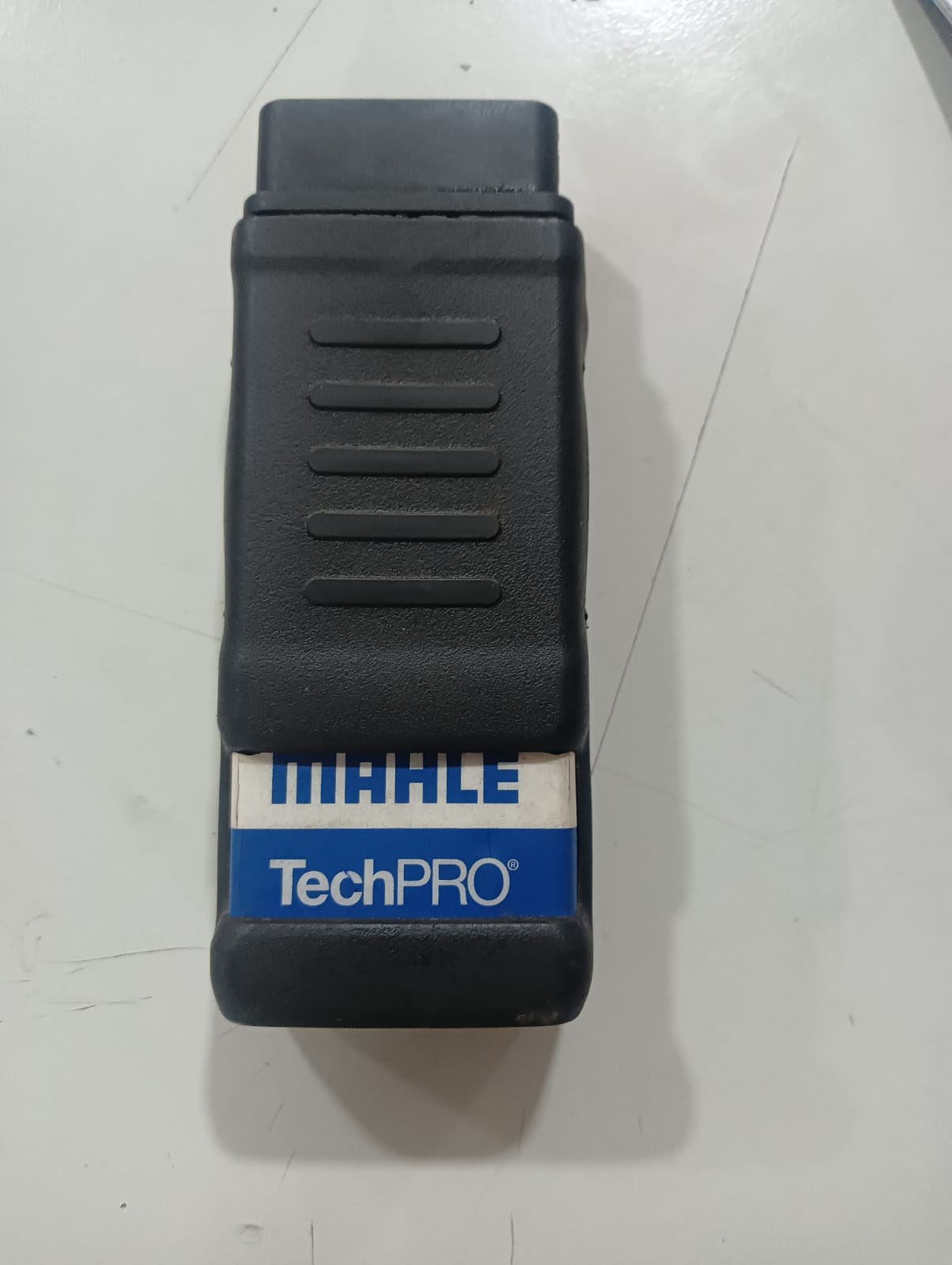 SMPL111 OBD-ll 16 Pin Female Moulded Connector with 2 Couplers (Red- 6 Pin & White - 6 Pin) BS6 / BS7 Scanning Cable for all TVS Bikes and Autos Compatible With OBD-ll V519, V311, V317, Blue ELM327 & Mahale Scanner for all Authorised Dealers - Image 2